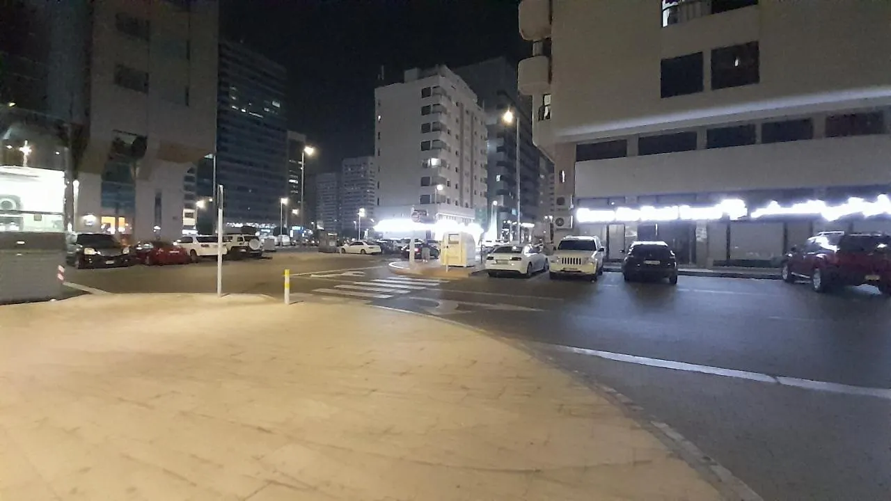 Apartamento Admbs03 Abu Dabi Emiratos Árabes Unidos