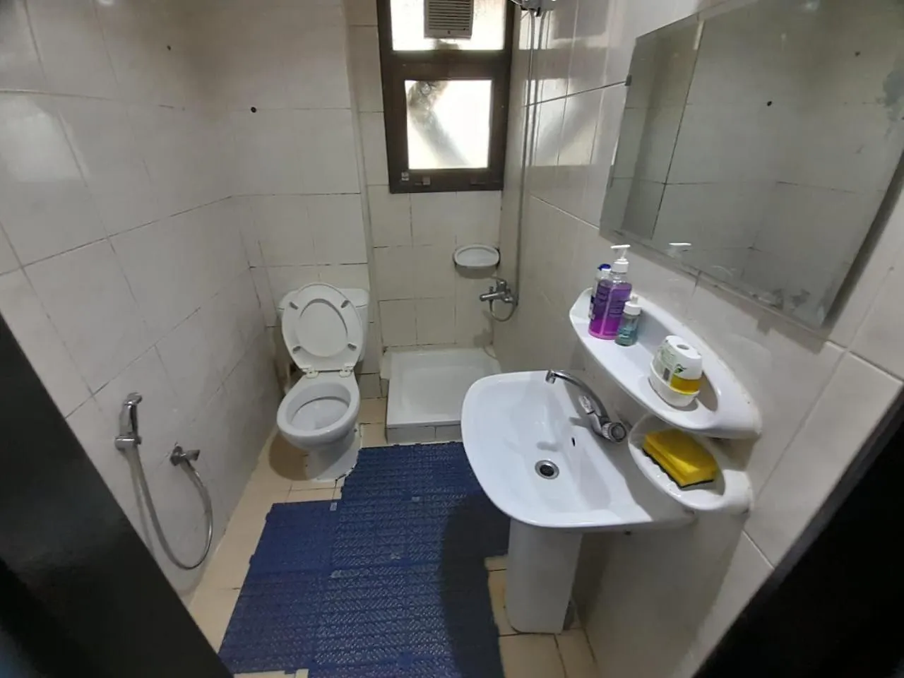 Apartamento Admbs03 Abu Dabi Emiratos Árabes Unidos